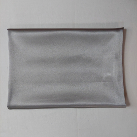 Ткань синтетика, тянется, цвет серебристо-серый, 132х120см.